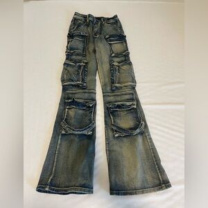 ROMWE Distressed Blue Jeans